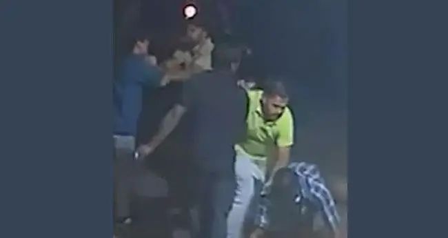 അര്ധരാത്രി ബ്രോസ്റ്റഡ് ചിക്കൻ ചോദിച്ചെത്തിയ സംഘം കോഫി ഷോപ്പ് അടിച്ച് തകര്ത്തു