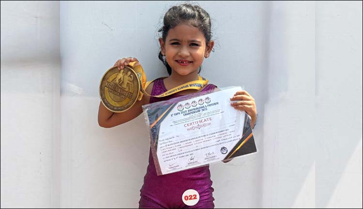 ഫിറ്റ്നസ് ചാമ്പ്യൻഷിപ്പ് മത്സരത്തിൽ ഓവറോൾ കിരീടം നേടി ബെംഗളൂരു മലയാളിയായ ആറു വയസുകാരി