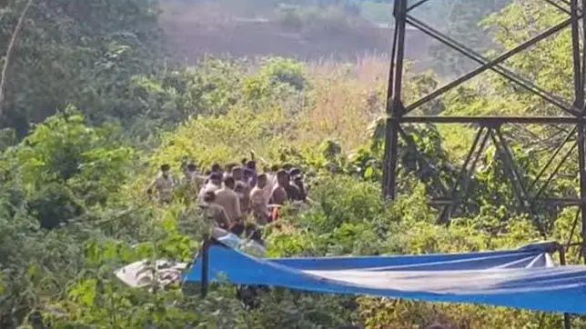 പായില് പൊതിഞ്ഞ നിലയില് മൃതദേഹം കണ്ടെത്തിയ സംഭവം; ആറ് പേരെ കസ്റ്റഡിയിലെടുത്ത് പോലീസ്