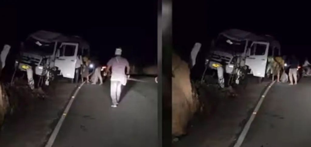 മൂന്നാറില്‍ സിനിമാ ചിത്രീകരണ സംഘത്തിന്റെ വാഹനം ആക്രമിച്ച്‌ കാട്ടാന