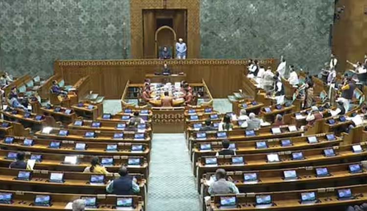 വഖഫ് ഭേദഗതി ബില്‍: പ്രതിഷേധങ്ങള്‍ക്കിടെ ജെ.പി.സി റിപ്പോര്‍ട്ടിന് രാജ്യസഭയുടെ അംഗീകാരം