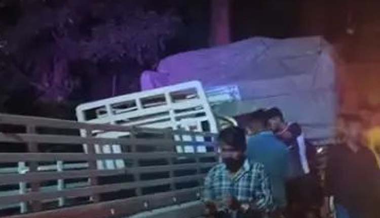 താമരശേരി ചുരത്തില്‍ വാഹനാപകടം; നാല് പേര്‍ക്ക് പരുക്ക്