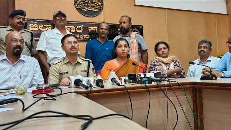 കർണാടകയിലെ അവസാന മാവോയിസ്റ്റ് കൊത്തെഹൊണ്ട രവി പോലീസിൽ കീഴടങ്ങി