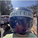 ഗതാഗതക്കുരുക്ക് കാരണം ടാക്സി കിട്ടിയില്ല; പോർട്ടറിൽ തന്നെത്തന്നെ ഓഫീസിലേക്ക് പാഴ്സലയച്ച് യുവാവ്