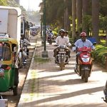 നടപ്പാതകളിലൂടെ വാഹനം ഓടിച്ചാൽ ലൈസൻസ് റദ്ദാക്കാൻ തീരുമാനം