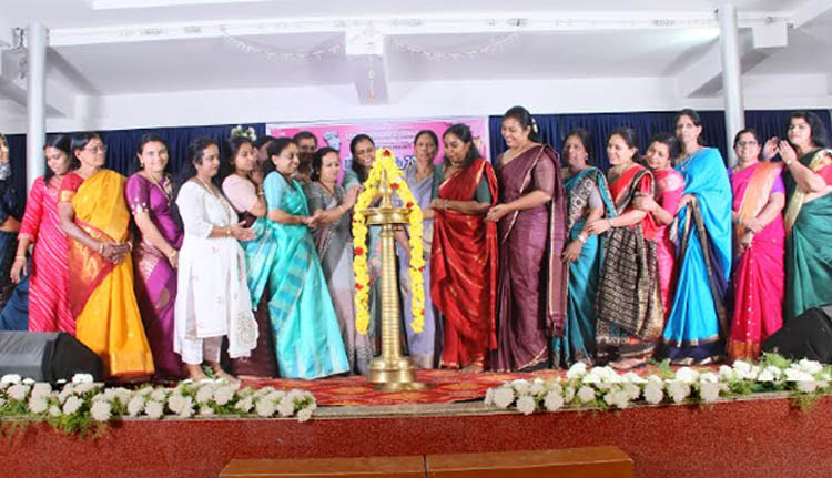 വനിതാദിനം വിപുലമായി ആഘോഷിച്ച് മലയാളി സംഘടനകൾ