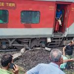 ബെംഗളൂരു-കാമാഖ്യ ട്രെയിൻ അപകടം; ഒരാള്‍ മരിച്ചു