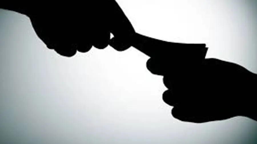 കൈക്കൂലി വാങ്ങുന്നതിനിടെ കോഴിക്കോട് നഗരസഭയുടെ ക്ലീൻ സിറ്റി മാനേജർ വിജിലൻസിന്റെ പിടിയിൽ