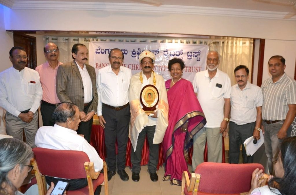 ജോസഫ് വന്നേരി സാഹിത്യ പുരസ്കാരം വിഷ്ണുമംഗലം കുമാറിന് സമ്മാനിച്ചു