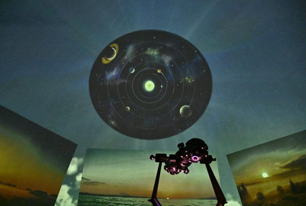 ജവഹർലാൽ നെഹ്‌റു പ്ലാനറ്റോറിയത്തിലെ സ്‌കൈ തിയേറ്റർ ഷോയ്ക്കുള്ള പ്രവേശന ഫീസ് പരിഷ്കരിക്കും