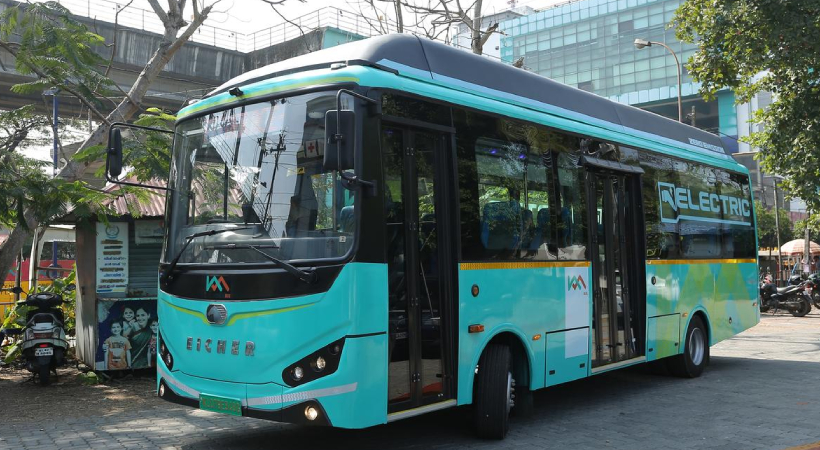ഹൈക്കോടതിയിൽനിന്ന് ഇനി ഇലക്ട്രിക് ബസ്, അഞ്ച് കിലോമീറ്ററിന് 20 രൂപ; പുതിയ സർവീസ് നാളെ മുതൽ