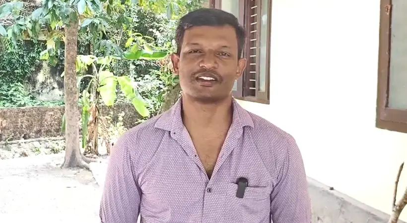 ട്രെയിന് മുന്നില് ചാടി മരിക്കാന് ശ്രമിച്ച യുവാവിനെ രക്ഷപ്പെടുത്തി പോലീസ് ഉദ്യോഗസ്ഥന്