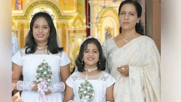 അമ്മയും മക്കളും ട്രെയിനിന് മുന്നില് ചാടി ആത്മഹത്യ ചെയ്ത സംഭവം; ഭര്ത്താവ് നോബി കസ്റ്റഡിയില്