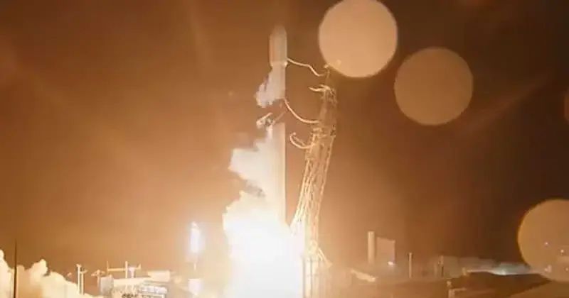 യുഎഇയുടെ പുതിയ ഉപഗ്രഹം വിജയകരമായി വിക്ഷേപിച്ചു