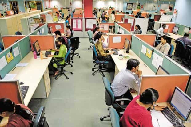 ബെംഗളൂരുവിലെ ഐടി സ്ഥാപനങ്ങളിൽ നിന്ന് ഒരു വർഷം പിരിച്ചുവിട്ടത് 50,000 പേരെയെന്ന് റിപ്പോർട്ട്‌