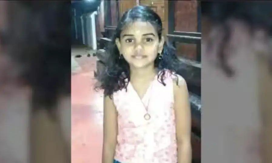 കുടുംബത്തോടൊപ്പം വിനോദയാത്രയ്ക്ക് പോയ പത്തുവയസുകാരി ദേഹാസ്വാസ്ഥ്യത്തെ തുടര്ന്ന് മരിച്ചു