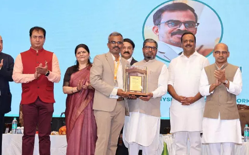 ഫിസിയോതെറാപ്പി കോഴ്സുകൾക്ക് നീറ്റ് പരീക്ഷ നിർബന്ധമാക്കും