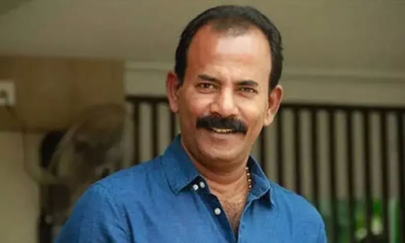 ‘ബുള്ളറ്റുകളെ നേരിട്ടിട്ടുണ്ട് പിന്നെയാണോ ഇത്; ദേശവിരുദ്ധ സിനിമ എടുത്താല് പ്രതികരിക്കുമെന്ന് മേജര് രവി