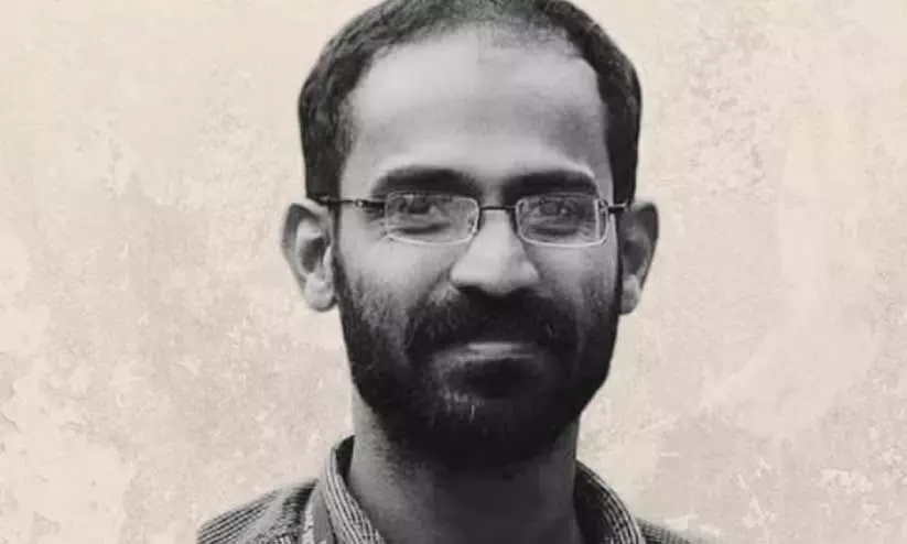 സിദ്ധിഖ് കാപ്പന്റെ വീട്ടിൽ അർധരാത്രിയിൽ പരിശോധനയുണ്ടാകുമെന്ന് അറിയിപ്പ്. പിന്നാലെ മാറ്റിവെച്ചു