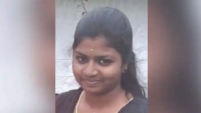 പത്താം ക്ലാസ് വിദ്യാര്‍ഥി വീടിനുള്ളില്‍ തൂങ്ങി മരിച്ച നിലയില്‍