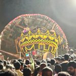 ക്ഷേത്ര ഉത്സവത്തിനിടെ രഥത്തിന്റെ മുകൾഭാഗം തകർന്നുവീണു