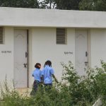 വിദ്യാർഥികളെ കൊണ്ട് ശുചിമുറി വൃത്തിയാക്കിപ്പിച്ചു; രണ്ട് അധ്യാപകർക്ക് സസ്പെൻഷൻ