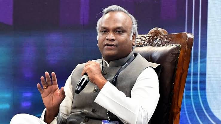 ബെംഗളൂരുവിൽ സദാചാര ഗുണ്ടായിസം; കർശന നടപടി സ്വീകരിക്കുമെന്ന് മന്ത്രി പ്രിയങ്ക് ഖാർഗെ