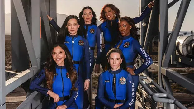 ചരിത്രം കുറിച്ച് വനിതകൾ; ബഹിരാകാശത്തേക്ക് ലേഡീസ് ഒണ്‍ലി ട്രിപ്പ്, പറന്നിറങ്ങിയത് 6 വനിതകൾ