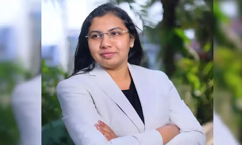 വാട്‌സ്ആപ്പ് വഴി ഓര്‍ഡര്‍; അഞ്ച് ലക്ഷം രൂപയുടെ കൊക്കെയ്ന്‍ വാങ്ങുന്നതിനിടെ യുവ വനിതാ ഡോക്ടർ പിടിയിൽ