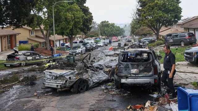 അമേരിക്കയില് ചെറുവിമാനം തകർന്ന് വീണ് യാത്രക്കാര് കൊല്ലപ്പെട്ടു