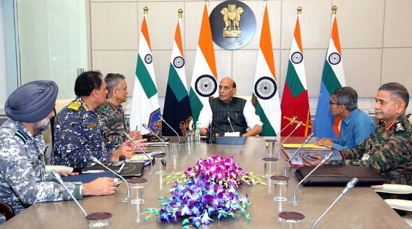 വെടി നിര്ത്തല് കരാര് ലംഘനം; ഇന്ത്യ കടുത്ത ജാഗ്രതയില്, സാഹചര്യങ്ങള് വിലയിരുത്താന് ഡൽഹിയിൽ ഉന്നതതല യോഗങ്ങൾ