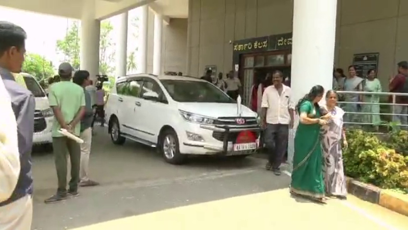 ചാമരാജ്നഗർ ഡെപ്യൂട്ടി കമ്മീഷണറുടെ ഓഫിസിന് നേരെ ബോംബ് ഭീഷണി