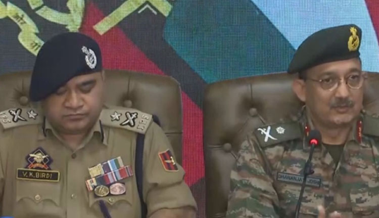 ‘48 മണിക്കൂറിനിടെ രണ്ട് ഓപറേഷനുകൾ’; ജമ്മു കശ്മീരില്‍ 6 ഭീകരരെ വധിച്ചെന്ന് സുരക്ഷാസേന