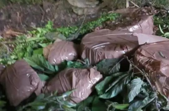 ജമ്മു കശ്മീരിലെ പൂഞ്ചില്‍ ഭീകരരുടെ ഒളിയിടം തകര്‍ത്തു; സ്‌ഫോടക വസ്തുക്കളടക്കം പിടിച്ചെടുത്തു