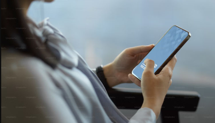 ബയോമെട്രിക് പഞ്ചിങ് മെഷീൻ ഇല്ലാത്ത എല്ലാ സർക്കാർ ഓഫീസുകളിലും മൊബൈല്‍ ആപ് വഴി പഞ്ചിങ്