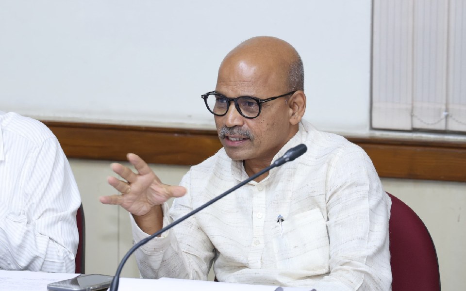 കർണാടകയിൽ മെഡിക്കൽ, ഡെന്റൽ കോളേജുകളുടെ ഫീസ് വർധിപ്പിക്കില്ല