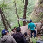 ഉത്തരാഖണ്ഡില് ഹെലികോപ്റ്റര് തകര്ന്നുവീണു; 5 വിനോദസഞ്ചാരികള്ക്ക് ദാരുണാന്ത്യം