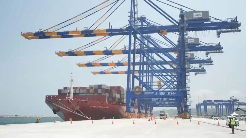 വിഴിഞ്ഞം തുറമുഖത്തിന് ബോംബ് ഭീഷണി