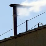 വെളുത്ത പുക ഉയര്‍ന്നു; പുതിയ മാര്‍പാപ്പയെ തിരഞ്ഞെടുത്തു