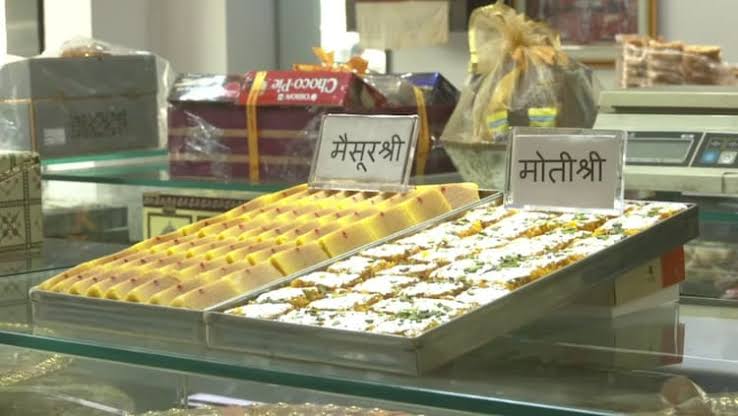 മൈസൂർ പാക് ഇനി മൈസൂർ ശ്രീ; മധുരപലഹാരത്തിൽ പാക് പേര് വേണ്ടെന്ന് കടയുടമകൾ