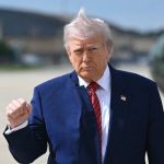 കടുത്ത നടപടിയുമായി ട്രംപ് ഭരണകൂടം; യുഎസ് വിദ്യാർഥി വിസ അഭിമുഖം താൽക്കാലികമായി നിർത്തിവെച്ചു, ഇന്ത്യക്കാരെയും ബാധിക്കും