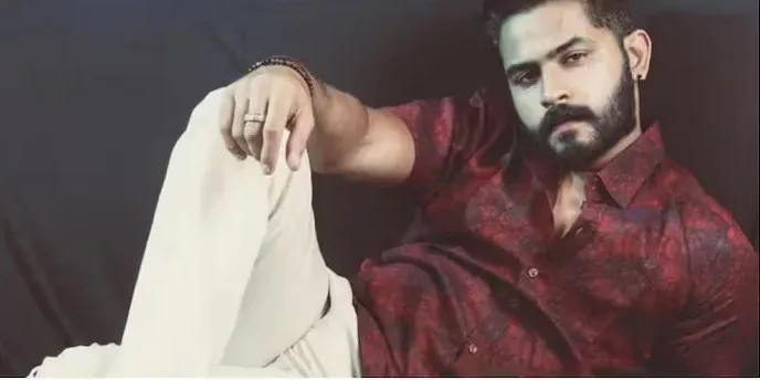 വിവാഹവാഗ്ദാനം നല്‍കി പീഡിപ്പിച്ചെന്ന പരാതിയിൽ നടന്‍ റോഷന്‍ ഉല്ലാസ് അറസ്റ്റില്‍